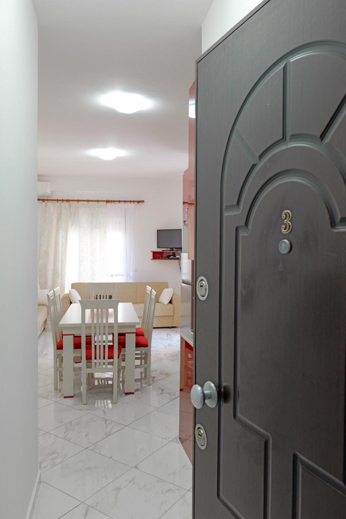 Valentina Apartment 1 Sarandë Esterno foto