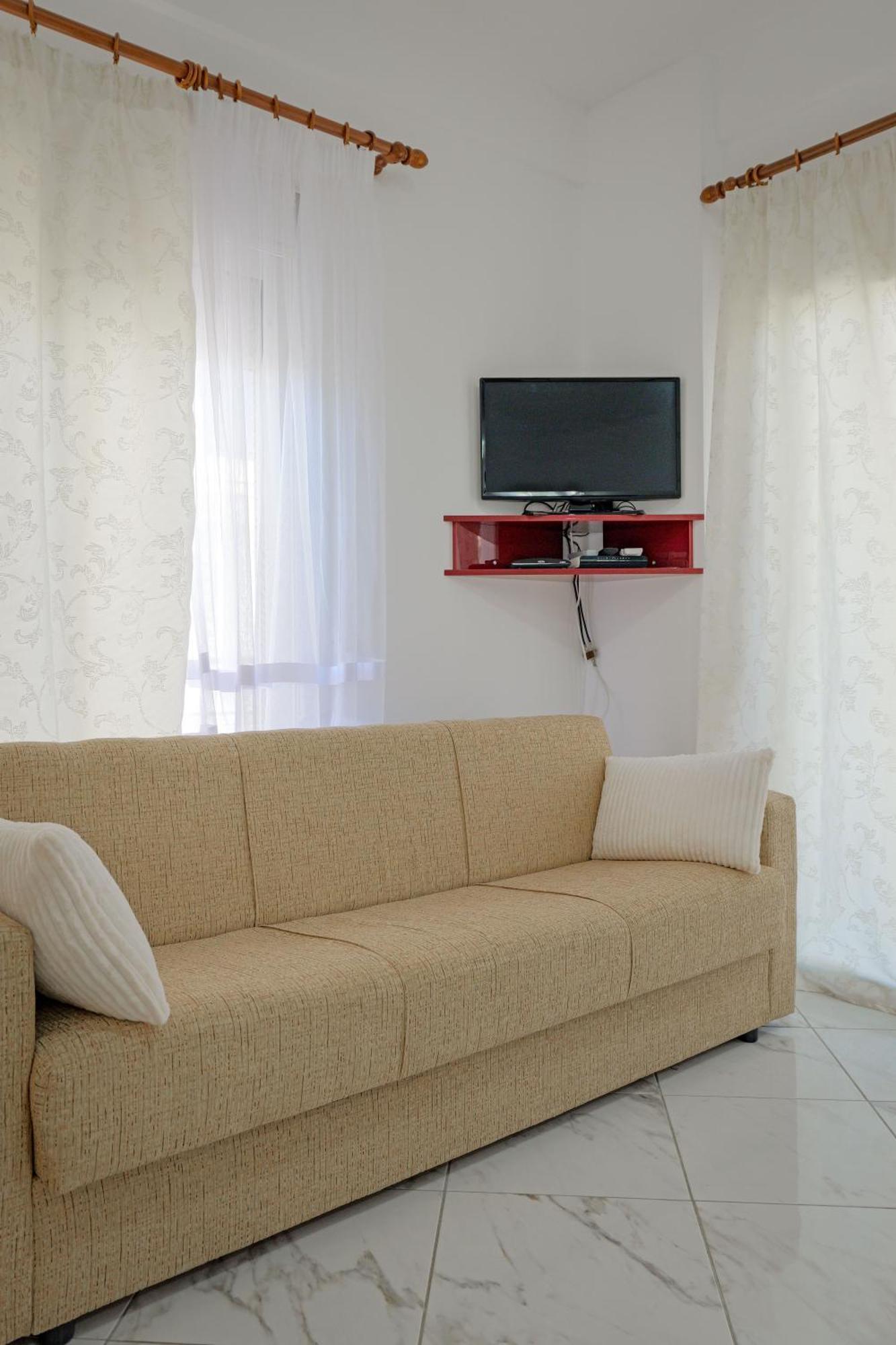 Valentina Apartment 1 Sarandë Esterno foto